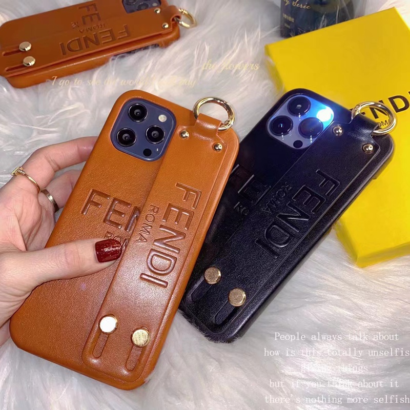 新品2023 FENDI Fendi クラシックFFオールドフラワーケースの通販 by パール#エイトウ's shop｜フェンディならラクマ 