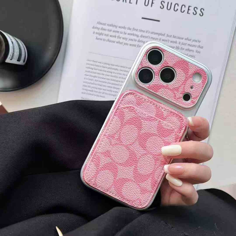 クロムハーツiphone16pro/17 15plusカバー