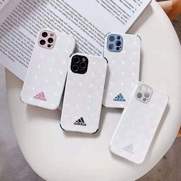 Adidasアディダスiphone13/12/12pro/12pro maxケースブランド高級人気iphone11/11pro/11pro max携帯カバースタイリッシュiphone xs/xs max/se2/8/7ケース