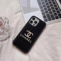 シャネルiPhone14pro maxケースブランドCHANEL もこもこ肌触りiphone 14pro/14plus/14ケース ブランクフレーム耐衝撃 アイフォン13pro max/13pro/13カバー激安