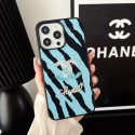 Chanel シャネルハイブランドiphone14pro/14 15plusカバー人気アイフォン14pro max/13 15 proケースiphone15 14 pro maxケースブランドコピーメンズアイフォン14/13/ 12 pro maxケースパロディー