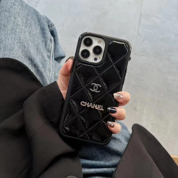 Chanel シャネルiphone14 15 plusケースブランドカード入れハイブランドiphone14pro/14 15plusカバー人気アイフォン14pro max/13 15 proケースブランド携帯ケースiphone 15 ultra 14pro/13 pro maxケース手帳型