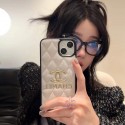 Chanel シャネルiphone14 15 pro 15 plusケースブランドカード入れ韓国風iphone14/13/15pro maxケースレディース斜め掛けアイフォン15/14/13/ 12 pro maxケースパロディーブランド携帯ケースiphone 15 pro max 14pro/13 pro maxケース手帳型