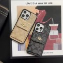コーチブランドiphone16 pro max/16eケースカードポケット付き iphone16/15plus/14proカバーCOACH 精緻なロゴiphone13/13pro/13pro max携帯ケース スタイリッシュ高品質アイフォン12/12pro/12pro maxケース