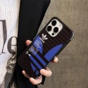 Adidas アディダスハイブランドiphone14pro/16e 15plusカバー人気アイフォン14pro max/16 15 proケースiphone15 plus14 16 pro max 16eケースブランドコピーメンズアイフォン16e 15/14/13/ 12 pro maxケースパロディー