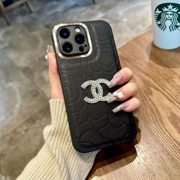 Chanel シャネルiphone14 15 pro 15 plusケースブランドカード入れハイブランドiphone14pro/14 15plusカバー人気アイフォン14pro max/13 15 proケースアイフォン15/14/13/ 12 pro maxケースパロディー