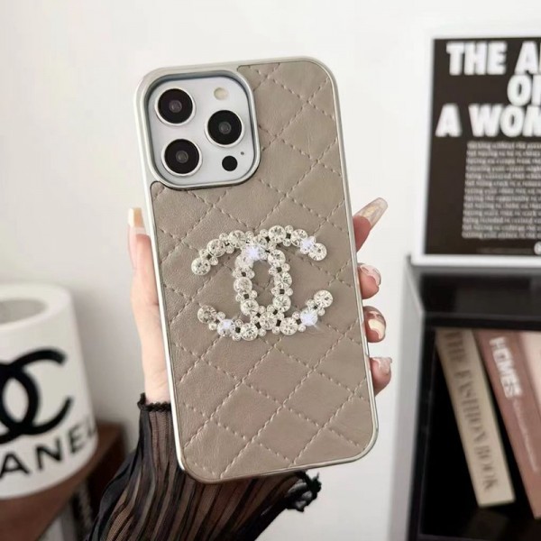 Chanel シャネルiphone14 15 pro 15 plusケースブランドカード入れハイブランドiphone14pro/14 15plusカバー韓国風iphone14/13/15pro maxケースレディース斜め掛けアイフォン15/14/13/ 12 pro maxケースパロディー