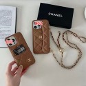 Chanel シャネル人気アイフォン14pro max/13 15 proケース韓国風iphone14/13/15pro maxケースレディース斜め掛けiphone15 plus14 pro maxケースブランドコピーメンズアイフォン15/14/13/ 12 pro maxケースパロディー