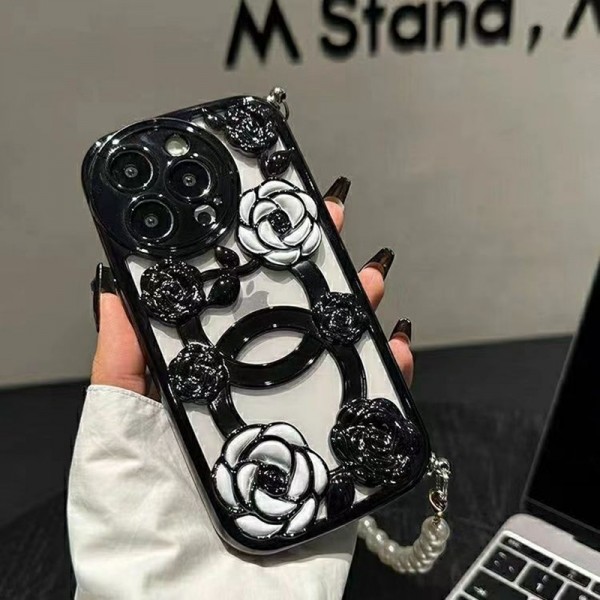 Chanel シャネルハイブランドiphone14pro/14 15plusカバーiphone15 plus14 pro maxケースブランドコピーメンズハイブランドアイフォン15 14ケーストランク型ブランド携帯ケースiphone 15 pro max 14pro/13 pro maxケース手帳型