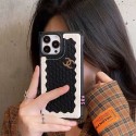 Chanel シャネルiphone14 16 pro 15 plusケースブランドカード入れハイブランドiphone14pro/16 15plusカバーハイブランドアイフォン16 15 14ケーストランク型ブランド携帯ケースiphone 16 15 pro max 14pro/13 pro maxケース手帳型