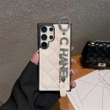 Chanel シャネルGalaxy S24 Ultra SC-52E s23ケースハイブランドiphone16 15 14 pro maxカバーブランドメンズgalaxy s23+ s24  ultraアイフォン14 15 pro max 16ケースiphone 16 15 14 plus galaxy s23 s24ケースブランドショルダーブランドgalaxy s24+ ultraカバーiphone 14 15 16カバーレディースメンズ