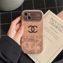 Chanel シャネル人気アイフォン14pro max/16 15 proケースiphone15 plus14 16 pro maxケースブランドコピーメンズアイフォン16 15/14/13/ 12 pro maxケースパロディーブランド携帯ケースiphone 16 15 pro max 14pro/13 pro maxケース手帳型