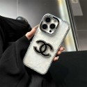 Chanel シャネル韓国風iphone16/14/13/15 17airケースレディース斜め掛けiphone15 plus 14 16 17pro max 16eケースブランドコピーメンズアイフォン17 pro 16e 15/14/13/ 12 pro maxケースパロディーハイブランドアイフォン17 air 16 15 14 ケーストランク型