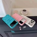 Chanel シャネルiphone air 17 pro max 14 16 pro 15 plus 16eケースブランドカード入れ人気アイフォン17pro max/16 15 proケースiphone15 plus 14 16 17pro max 16eケースブランドコピーメンズアイフォン17 pro 16e 15/14/13/ 12 pro maxケースパロディー