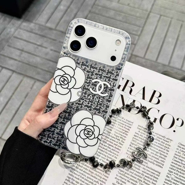 Chanel シャネルiphone 18pro air 17 pro max 14 16 pro 15 plus 16eケースブランドカード入れ人気アイフォン18 17pro max/16 15 proケース韓国風iphone 18pro/16/14/17/15/ airケースレディース斜め掛けハイブランドアイフォン18pro max 17e 16 15 14 ケーストランク型