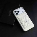 Chanel シャネルハイブランドiphone ultra/18pro max/17/16pro/17e 15plusカバー背面カード収納iphone15 plus 18 16 17pro max 16eケースChanel シャネルブランドコピーメンズハイブランドアイフォン18pro max 17e 16 15 14 ケーストランク型ブランド携帯ケースiphone18 17 16e 16 15 pro max 14plus/13 pro maxケース