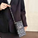Coach コーチGalaxy s26 s25 ultra s24+ s23 plusケース 男女革製 ブランド google pixel 10 8 pro 9a 7aカバーaquos R10 R9 R8 5Gケース メンズレディースアイフォン17 15 16e 16pro max 17air カバーブランドアクオスR10 R8/R9 PRO pixel 9a 8a 7a 9 pro 10 ケースsamsung s26 s25plus s24 s23 s22 ultraケース