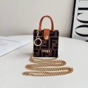 Fendi フェンディブランドairpods 5 pro3 pro2 4 3ケースairpods pro2 5 4 3 2 1ケースブランドメンズハイブランドエアーポッズプロ3 3 4 5ケースジャケットファッションブランドAirpods Pro3/Pro2 5 4ケース