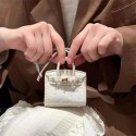 Hermes エルメスブランドエアーポッズ プロ2ケース落下防止airpods 3 4 pro2ケースハイブランドコピー Hermes エアーポッズ4 3 pro2ケース ブランドレディースファッションブランドAirpods Pro2ケース