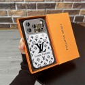 Lv ルイヴィトンハイブランドiphone 17/16pro/17e 15plusカバー人気アイフォン17pro max/16 15 proケースiphone15 plus 14 16 17pro max 16eケースブランドコピーメンズハイブランドアイフォン17e 16 15 14 ケーストランク型