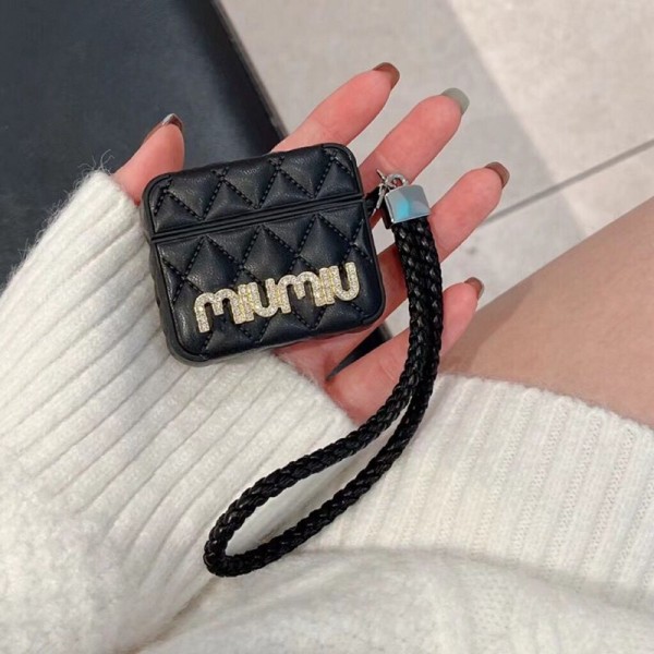 ミュウミュウ MiuMiuハイブランドairpodsケースブランドエアーポッズ プロ2ケース落下防止airpods 3ケースハイブランドコピーファッションブランドミュウミュウ MiuMiuAirpods Pro2ケース