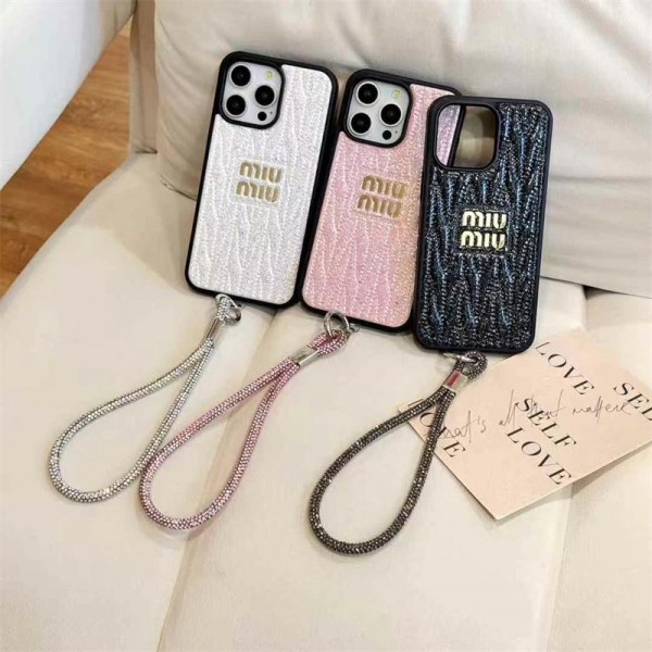 ミュウミュウ MiuMiu iphone14 16 pro 15 plus 16eケースブランドカード入れハイブランドiphone14pro/16e 15plusカバー韓国風iphone16/14/13/15pro maxケースレディース斜め掛けハイブランドアイフォン16 15 14  16eケーストランク型