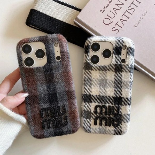 ミュウミュウ MiuMiuハイブランドiphone16pro/17 15plusカバー韓国風iphone 16/14/13/15/ airケースレディース斜め掛けiphone15 plus 14 16 17pro max 16eケースブランドコピーメンズアイフォン17 pro 16e 15/14/13/ 12 pro maxケースパロディー