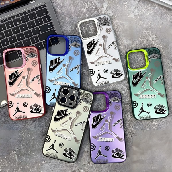 Nike ナイキiphone air 17 pro max 14 16 pro 15 plus 16eケースブランドカード入れハイブランドiphone16pro/17 15plusカバー人気アイフォン17pro max/16 15 proケースハイブランドアイフォン17 air 16 15 14 ケーストランク型