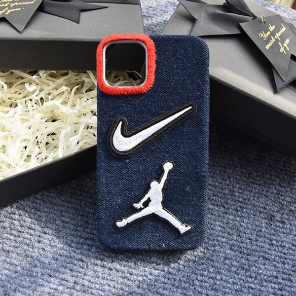 Nike ナイキハイブランドiphone ultra/18pro max/17/16pro/17e 15plusカバー人気アイフォン18 17pro max/16 15 proケース アイフォン18 pro 17 pro 16e 15/14pro maxケースパロディーブランド携帯ケースiphone18 17 16e 16 15 pro max 14plus/13 pro maxケース手帳型