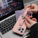 Prada プラダiphone 16 pro maxケースブランドカード入れ人気アイフォン14pro max/16 15 proケースiphone15 plus14 16 pro maxケースブランドコピーメンズアイフォン16 15/14/13/ 12 pro maxケースパロディー