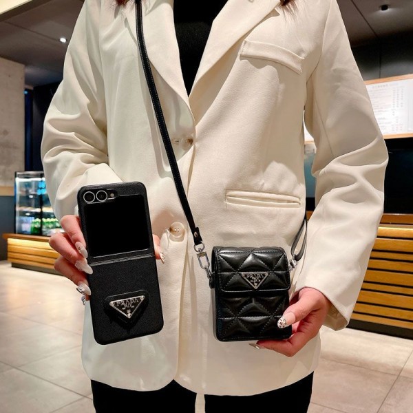 Prada プラダ人気Galaxy Z fold7 4 5 6ケース革製ブランドギャラクシーZ フォールド7 6 5 4 3 2ケースブランドGalaxy z flip5  6 7カバー高品質手帳型Galaxy Zflip4 5 6 7ケースブランド