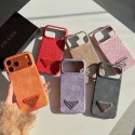 Prada プラダハイブランドiphone 17/16pro/17e 15plusカバー人気 アイフォン17pro max/16 15 proケース 韓国風 iphone 16/14/13/15/ airケースレディース斜め掛けハイブランドアイフォン17e 16 15 14 ケーストランク型