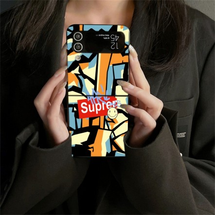 Supreme シュプリーム人気Gala...