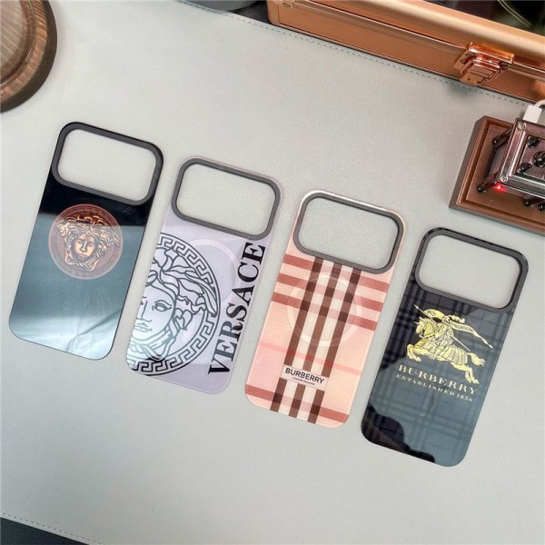 Versace ヴェルサーチiphone air 17 pro max 14 16 pro 15 plus 16eケースブランドカード入れ人気アイフォン17pro max/16 15 proケースiphone15 plus 14 16 17pro max 16eケースブランドコピーメンズブランド携帯ケースiphone17 16e 16 15 pro max 14plus/13 pro maxケース手帳型