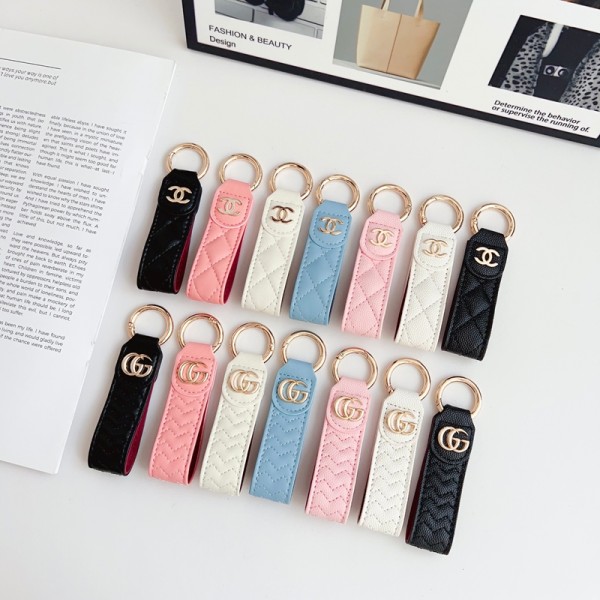 ブランド風シャネルグッチキークリップ キーホルダー キルティング レザー調  ロゴゴールド キーリング バッグチャーム レディース 高品質 おしゃれ メンズ