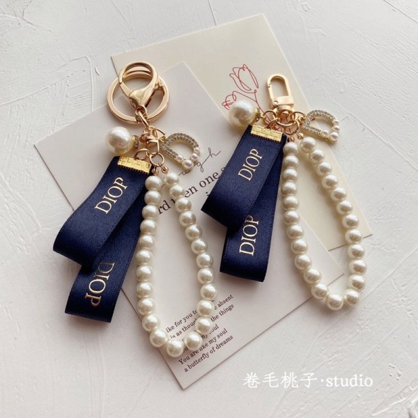 ブランドDior ディオール キーホルダー 真銖付きキーチェーン 女性 ディオール風 パールリボン キーホルダー バッグチャーム キーリング かわいい アクセサリー