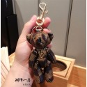 グッチルイヴィトン キーチャーム 可愛いクマキーチェーン 革製 カーキーペンダント ブランドGucci キーホルダ ー モノグラム柄 カバン飾り ファッション プレゼント 誕生日