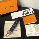 ルイヴィトンキーリング キーホルダー ブランドキーチェーン カー用品 ルイヴィトン LV モノグラム キーホルダー バッグチャーム 上質ー金具 おしゃれ メンズ 丈夫