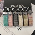プラダ キーホルダ キーリング 革製 PRADA キーホルダー トライアングルロゴ レザー メタルフレーム ユニセックス 贈り物アクセサリー キーホルダ 人気 カー用品 ファション