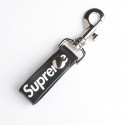 シュプリームSupreme キーループ PU革 ブランドキーホルダー 車用 バッグチャーム ストリート系 男女兼用 キーリング レザー ベルトループ メンズ レディース