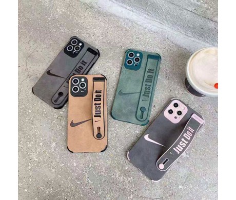 ナイキスマホケースとイヤホンケース新作人気登場