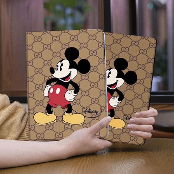 Gucci  Disney ディズニーミッキーマウス コラボ モノグラム ダミエ アイパッドエア4/アイパッド8ケース 手帳型IPadair4/ipad8 10.8/10.2inch  ブランドパロディ高級感 メンズ レデイーズ