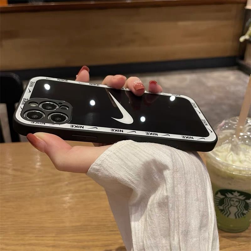 光沢感ガラスiphone12/12mini/12promaxカバーNIKE