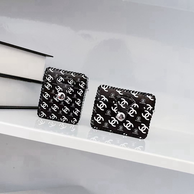 Chanel ハイブランド エアーポッズ 3ケース 紛失防止 収納