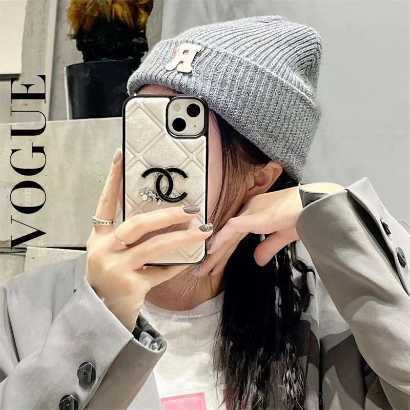 Chanel シャネルiphone14 15 pro 15 plusケース