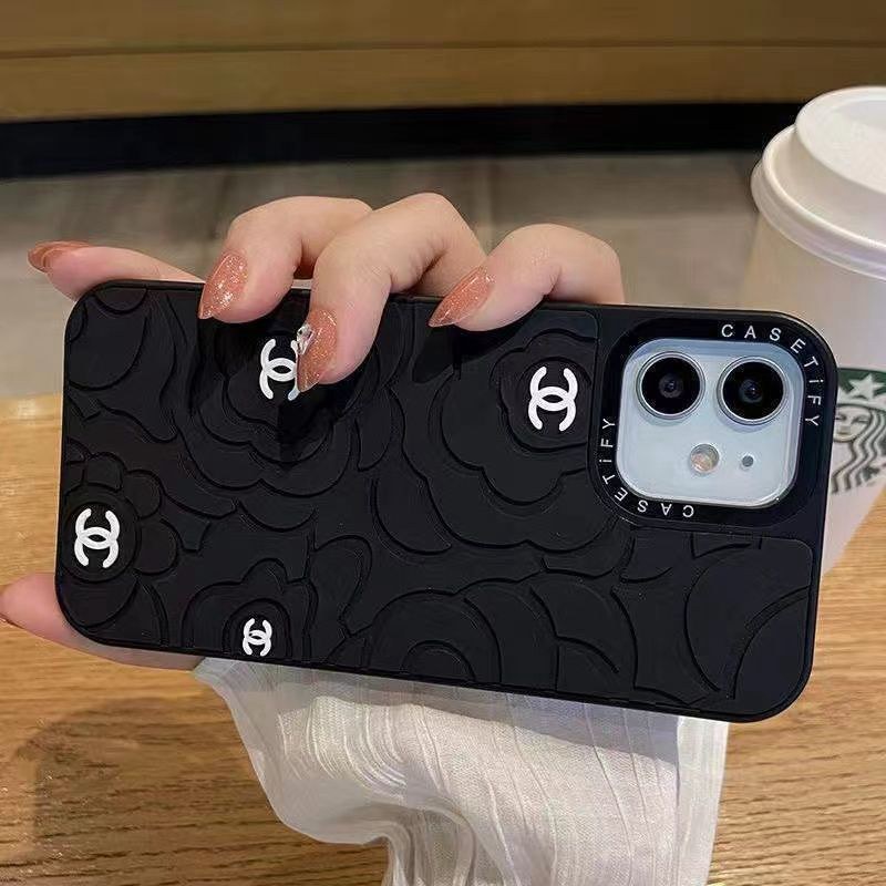 Chanel シャネルiphone14 16 pro 15 plusケース