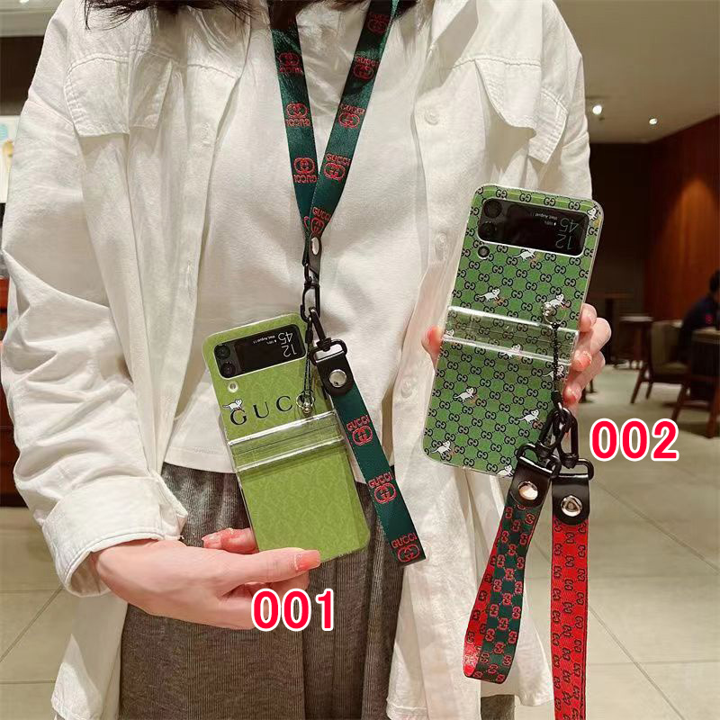 グッチブランドgalaxy zflip4ケースストラップ付き