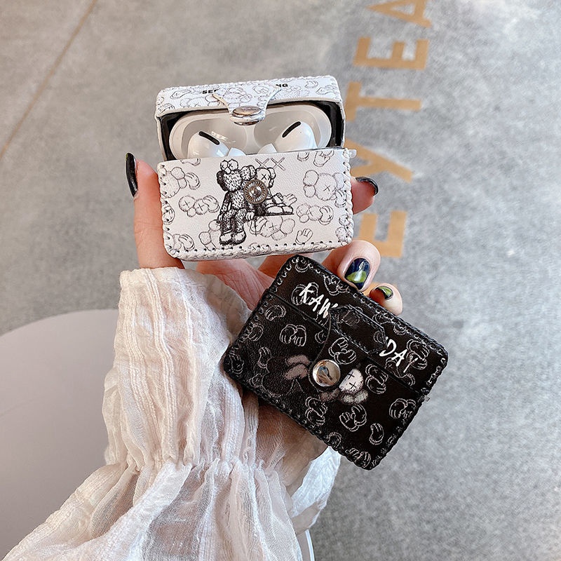 カウズブランドairpods pro2カバー紛失防止