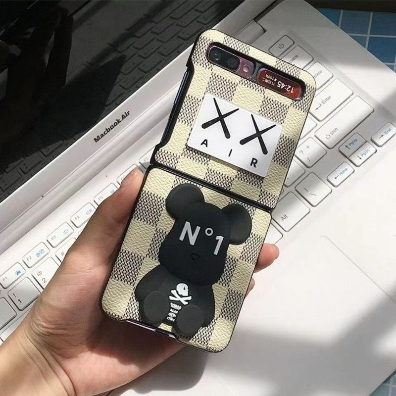 Kaws カウズgalaxy zflip4 5ケース