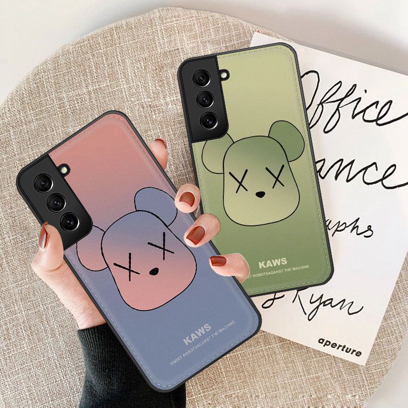 Kaws カウズギャラクシーs24 s23ケースハイブランドiphone16 15 14 pro maxカバーブ
